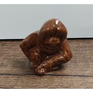Vintage Wade Whimsies Miniature Orangutang  Red Rose Tea England A15